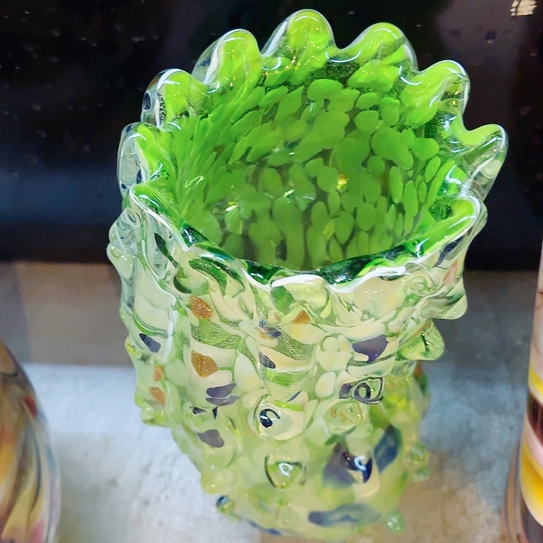 琉璃手工艺品琉璃塔和金莲花