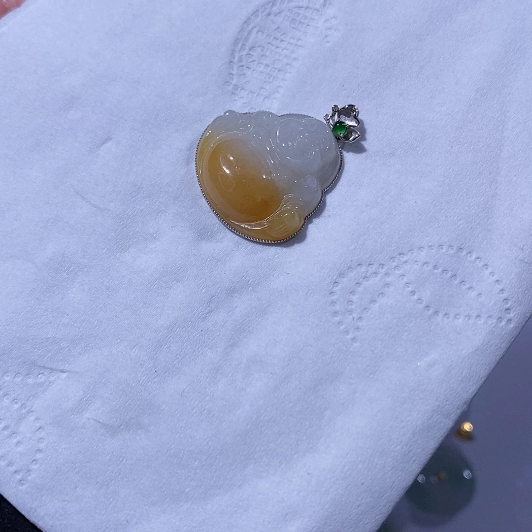 翡翠吊坠(不含链)18K金镶嵌