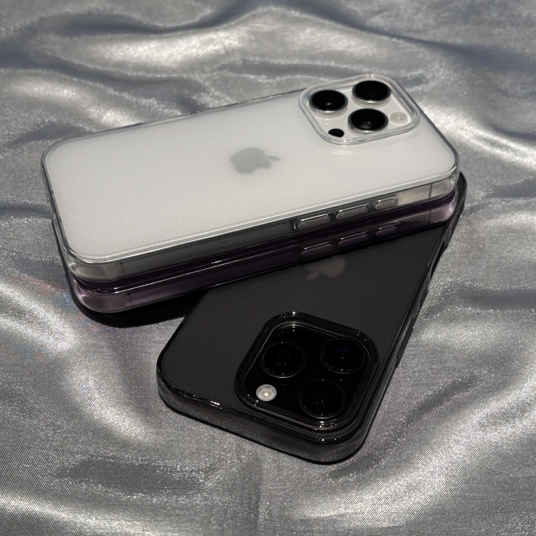 飞虎胜简约无边框纯色大孔适用iPhone15promax苹果16手机壳13软14