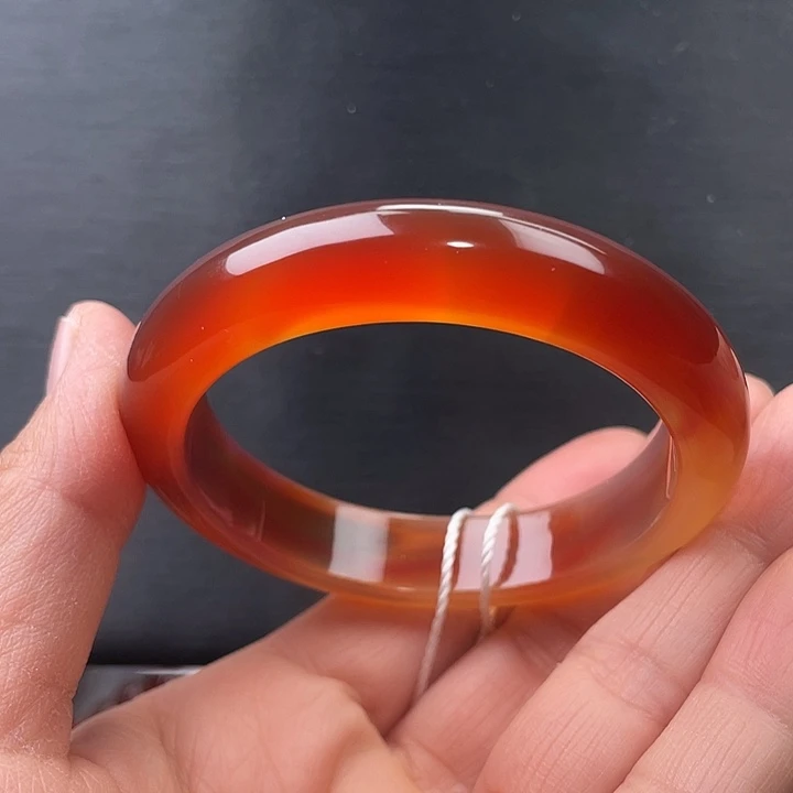 玛瑙/玉髓未镶嵌手镯54圈口