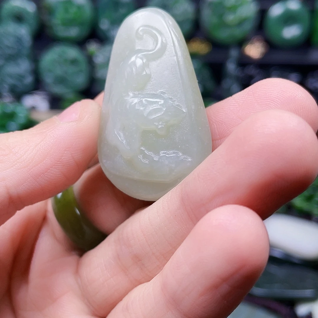 和田玉未镶嵌珠宝半成品