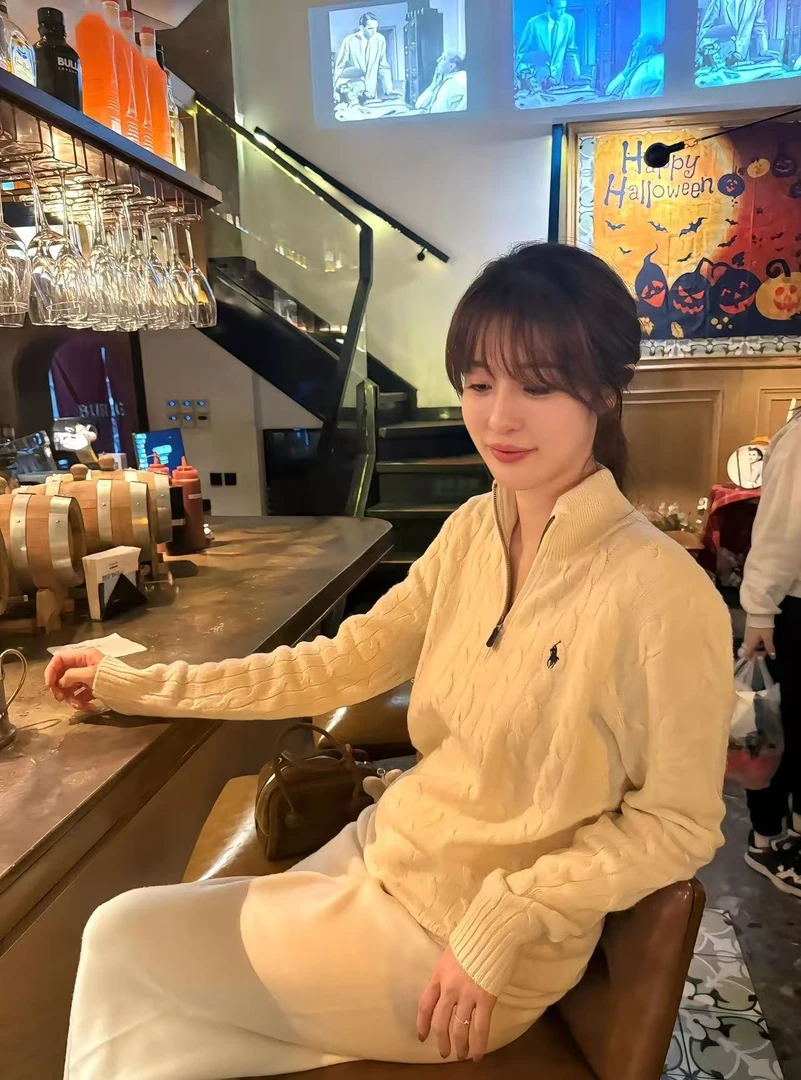 细节1-1小马刺绣毛衣拉链立领宽松型针织厚款衫秋冬情侣男女同款