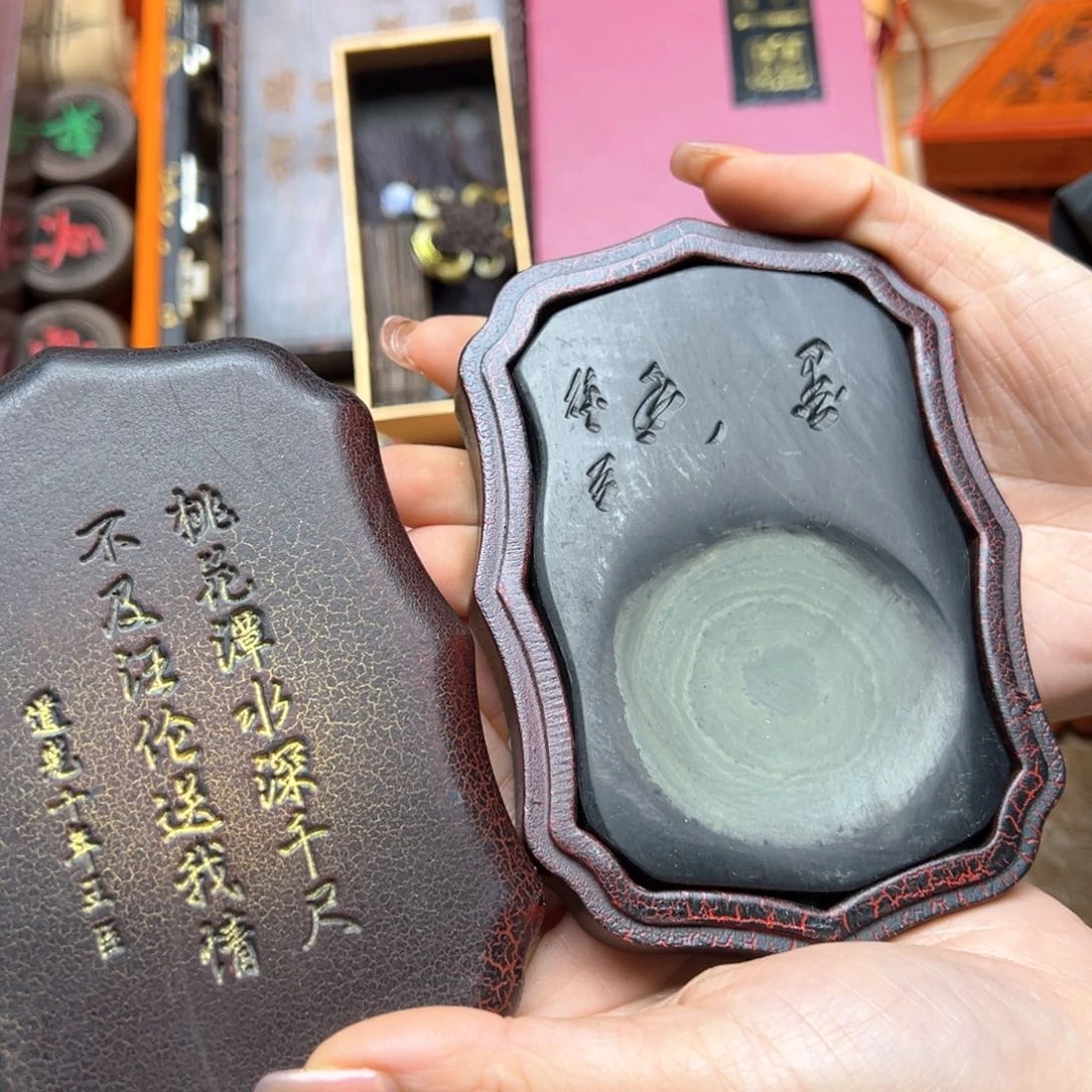 大叶紫檀（黑酸枝木类）
