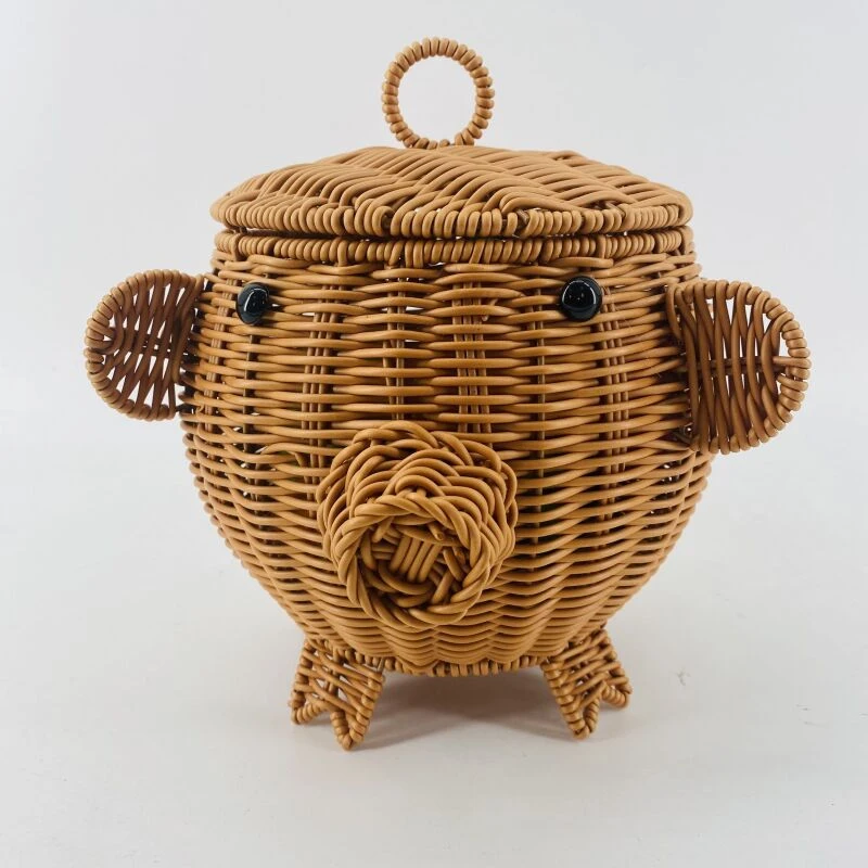 A038棕色小猪篮子纯手工编织收纳篮18*18
