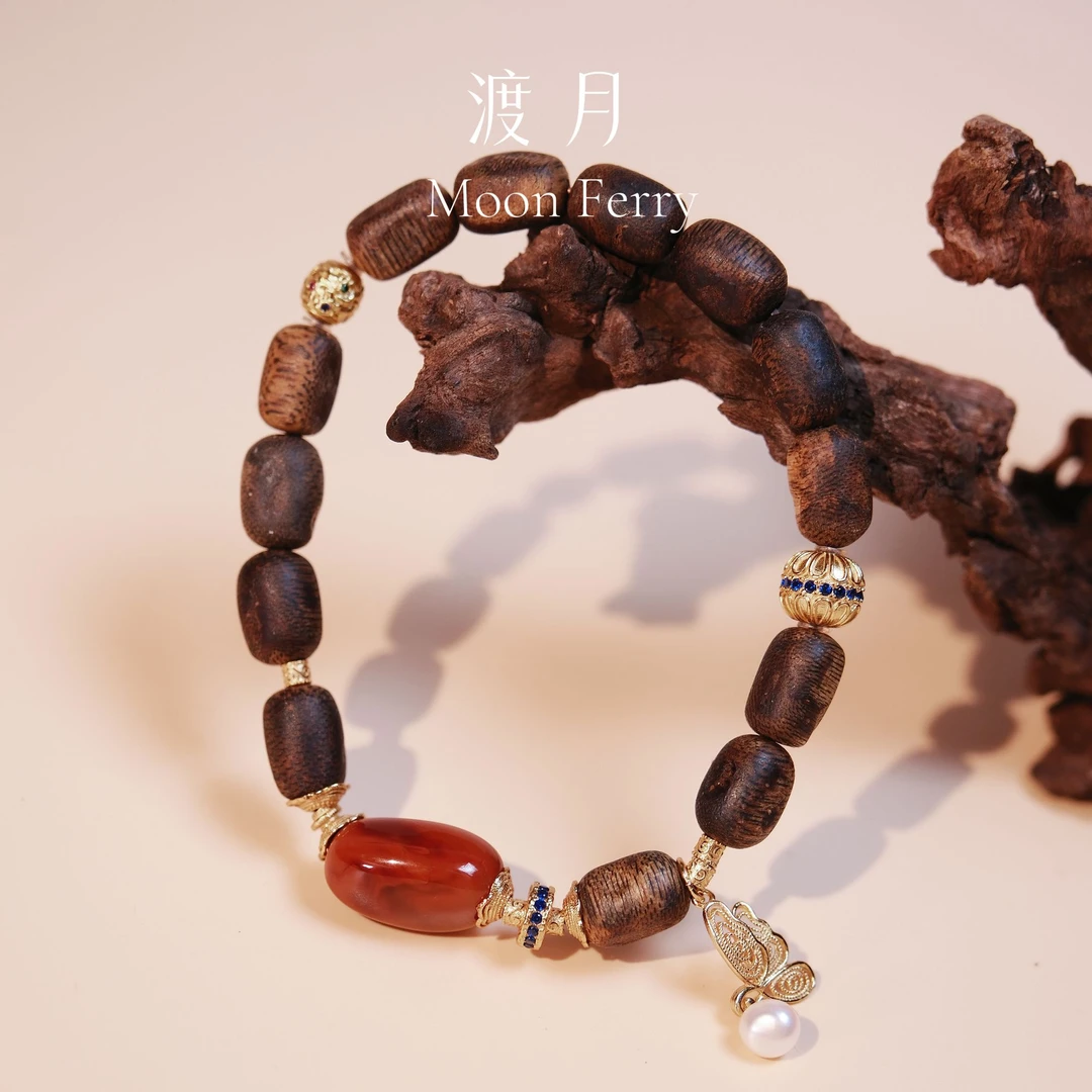 沉香【情书】莺歌绿奇楠留疤珠火焰纹南红S925银手串多样性发其一