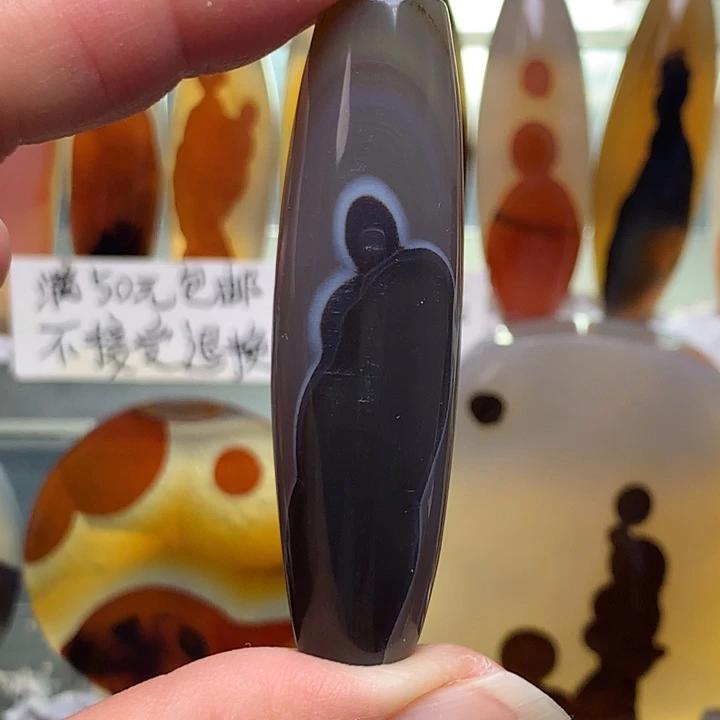 未镶嵌颈饰玛瑙/玉髓41