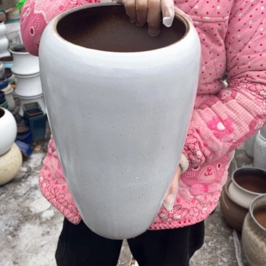 红陶口18高39瑕疵