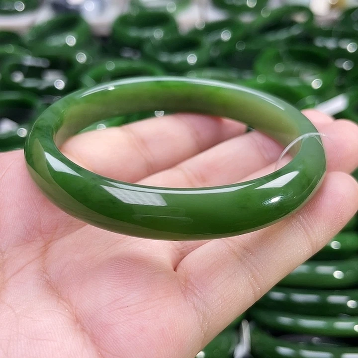 未镶嵌手镯和田玉（碧玉）