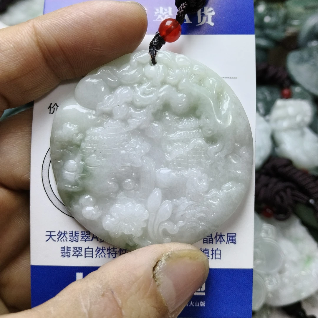 天然翡翠山水牌男女玉石挂件