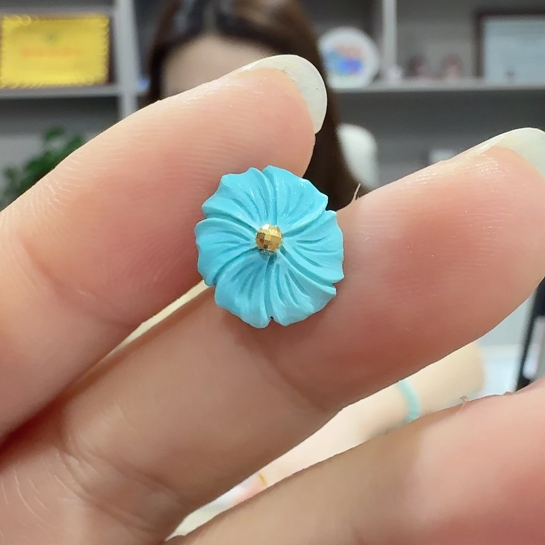 绿松石未镶嵌珠宝奇石