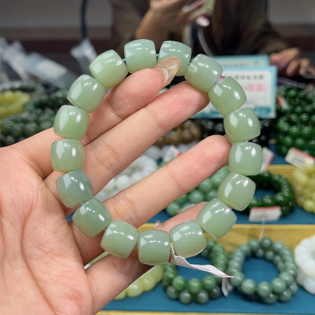 未镶嵌手链和田玉纯天然和田玉新疆且末天空蓝13