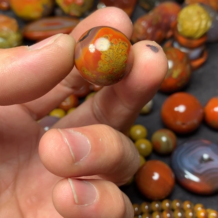 玛瑙/玉髓珠宝奇石未镶嵌嘎**脆