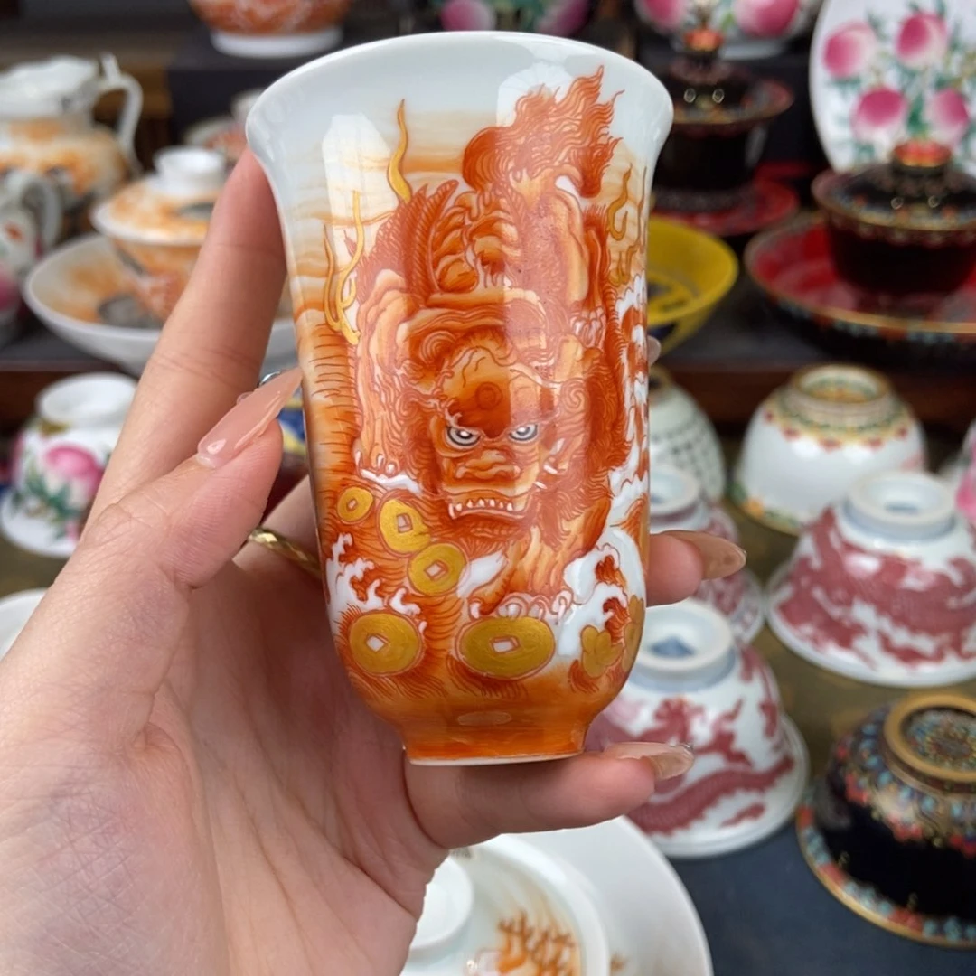 陶瓷艺术家的作品是一种非常