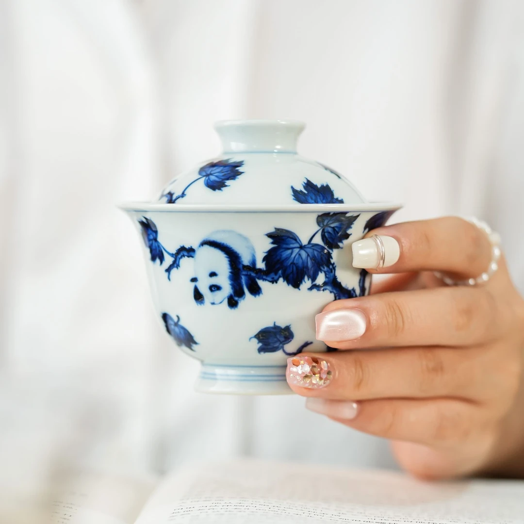 当代 团窑 青花摆烂奋斗熊盖碗100ml   雪茄杠13*11cm