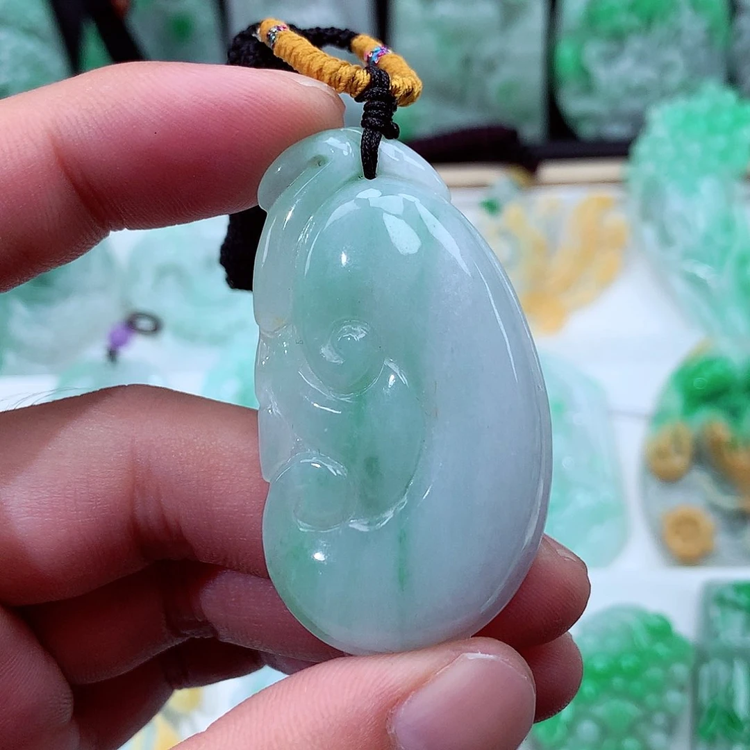 翡翠未镶嵌颈饰翡翠吊坠