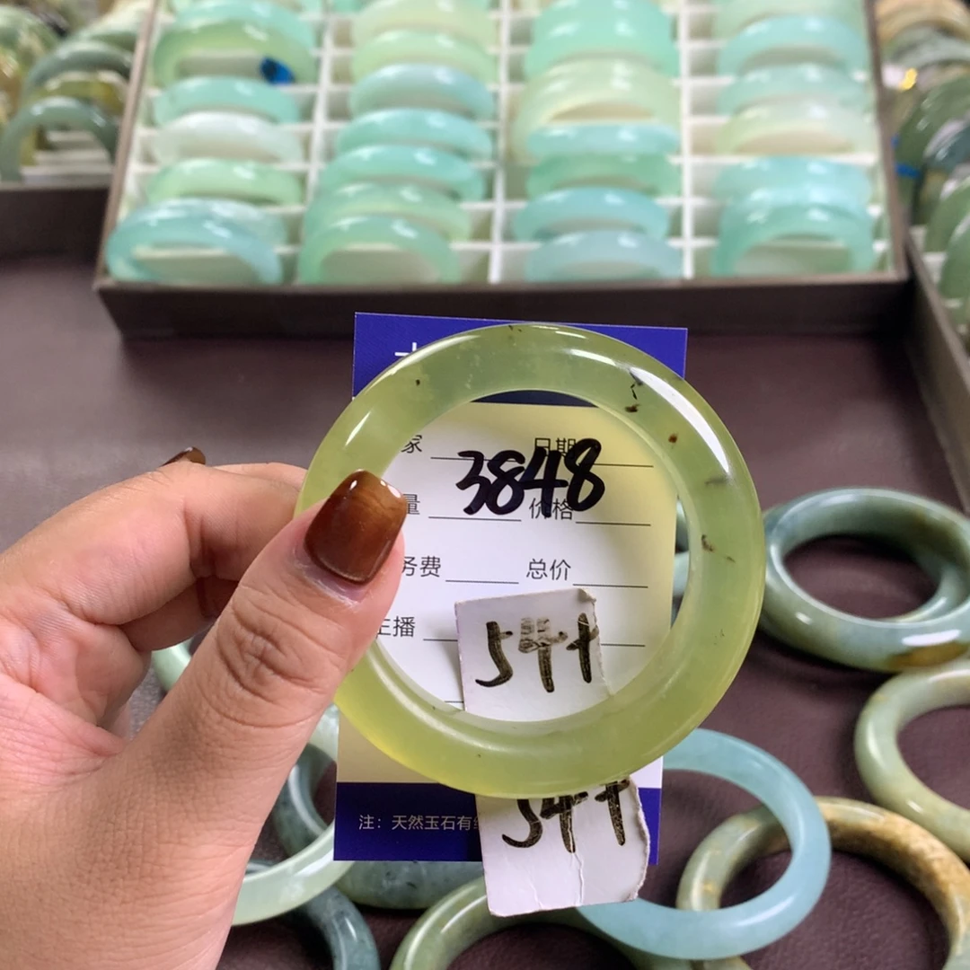 未镶嵌蛇纹石玉手镯3848