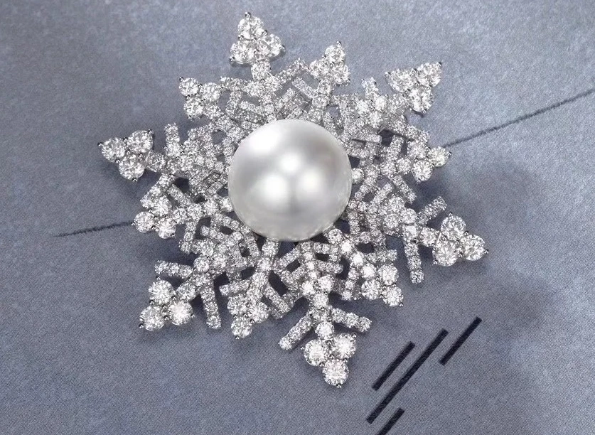 天然海水珍珠 澳白雪花款胸针