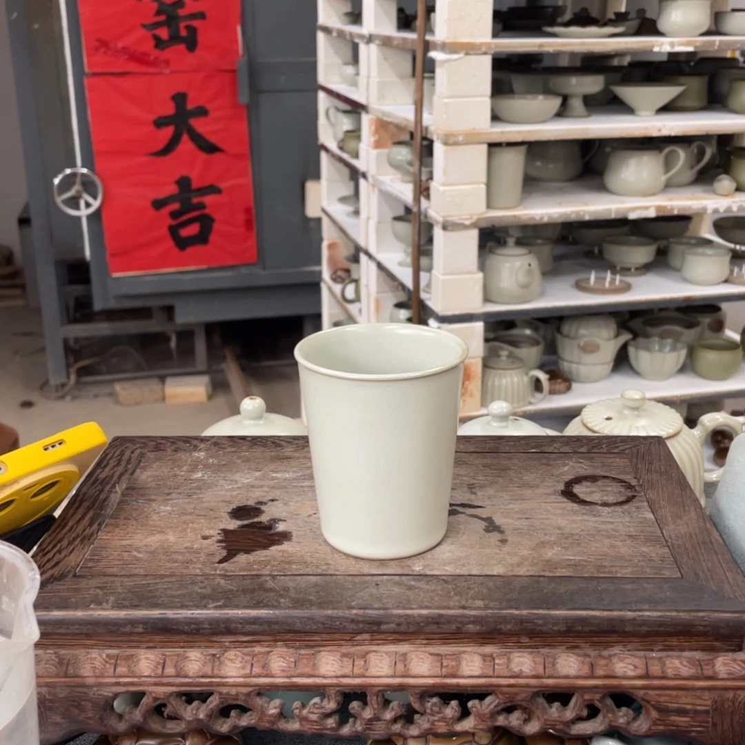 瓷片月白釉新款可乐杯