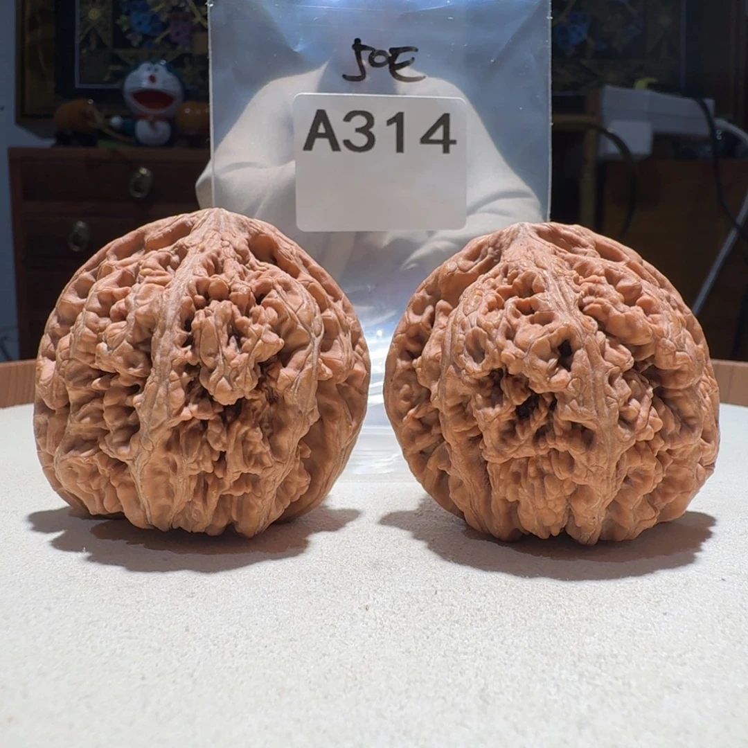 文玩核桃吊坠大粗筋