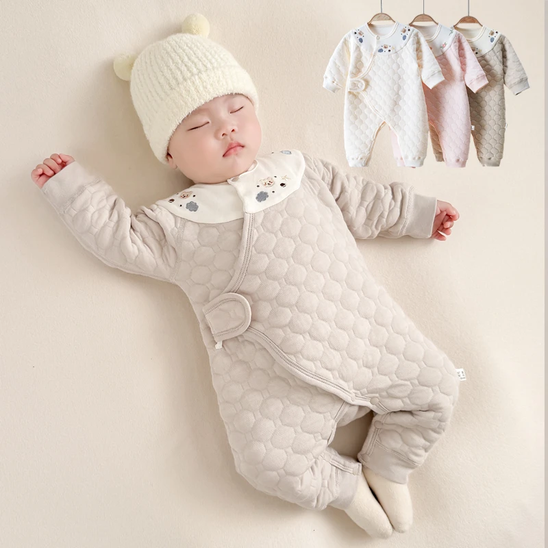 新生儿夹棉连体衣婴儿春秋薄棉蝴蝶衣双层护肚保暖哈衣纯棉月子服