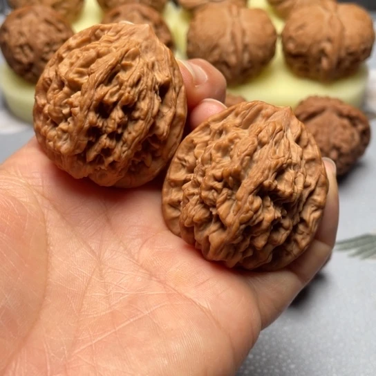 【闪购商品】把件文玩核桃麦虎………