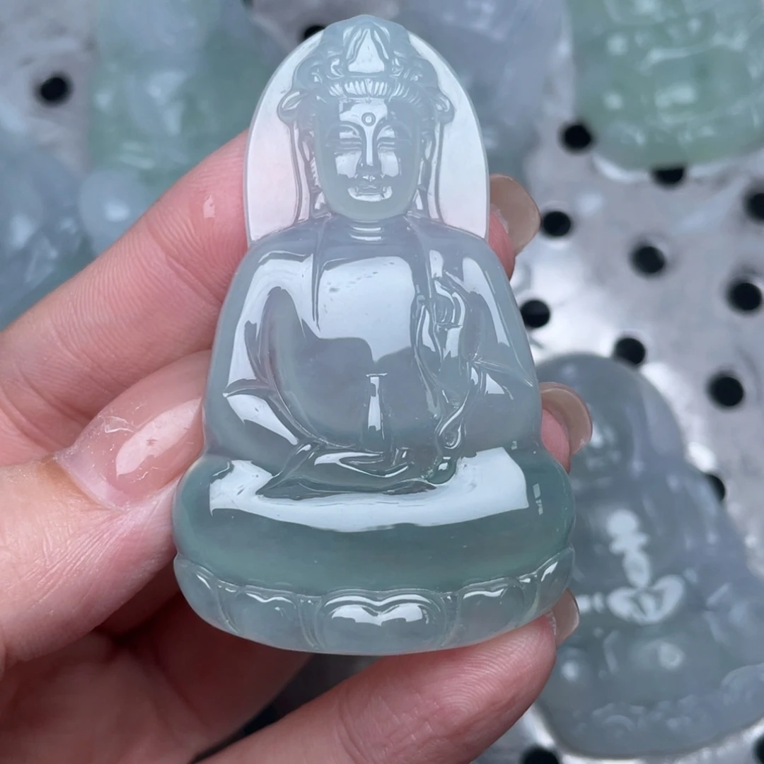 翡翠未镶嵌颈饰素衣