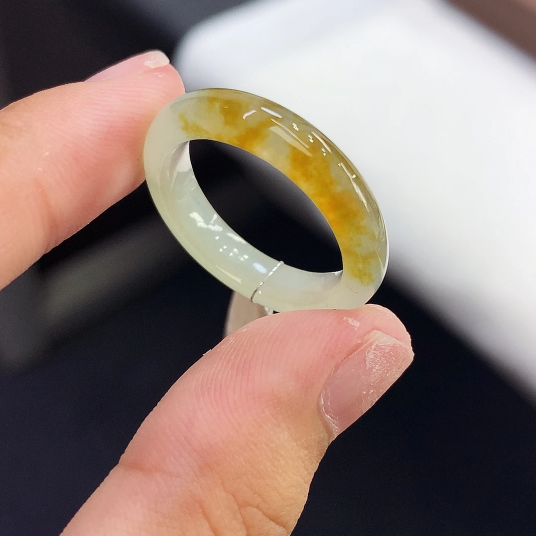 ℳ***生翡翠未镶嵌戒指18号