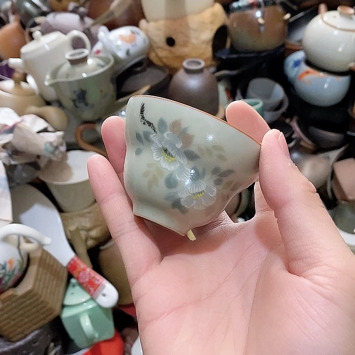 瓷片然后又要来找自己去吃