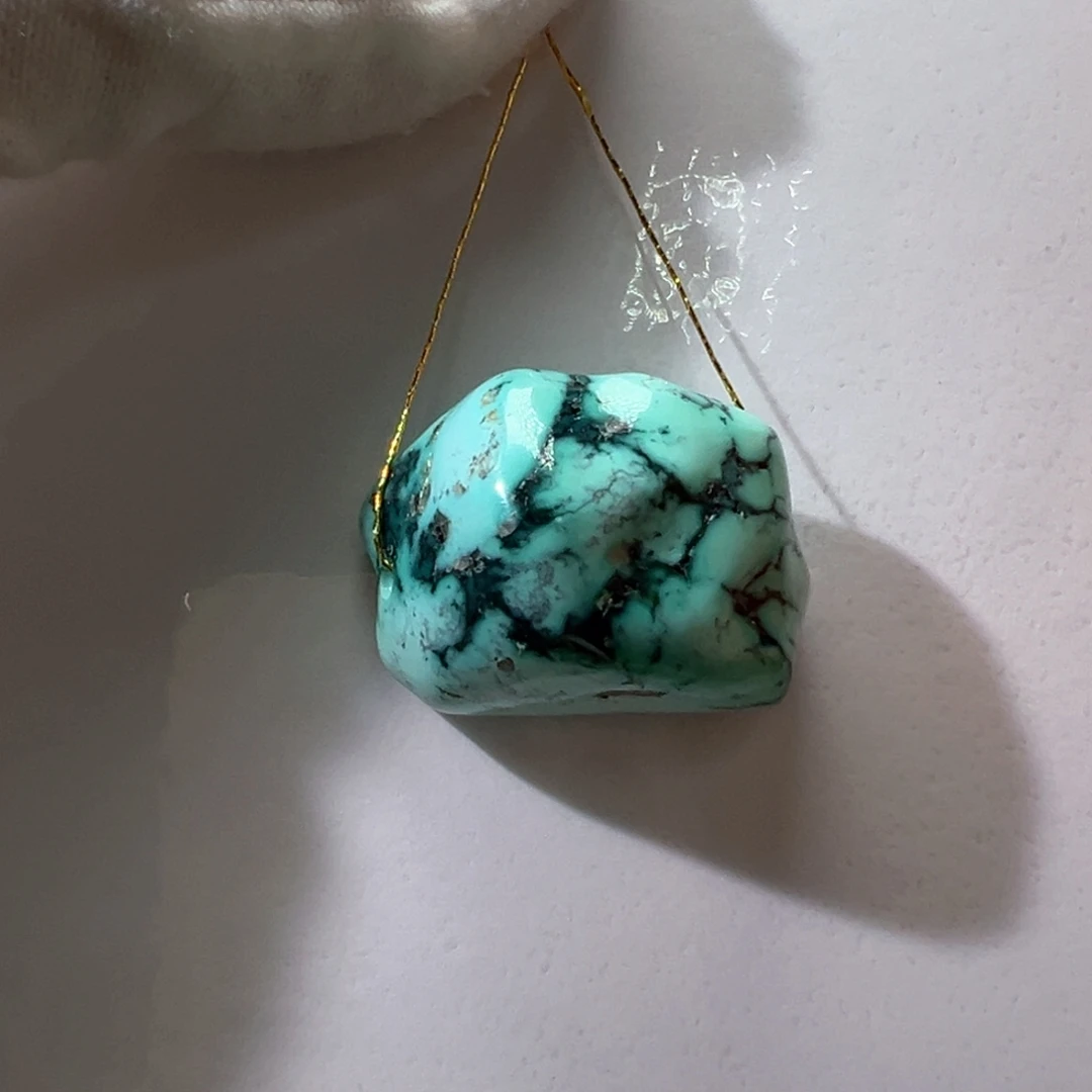 绿松石未镶嵌挂件