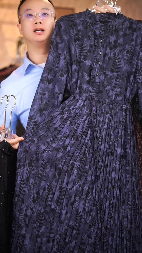 新G3兰亭古墨长袖宽松连衣裙女装连衣裙显瘦碎花长款