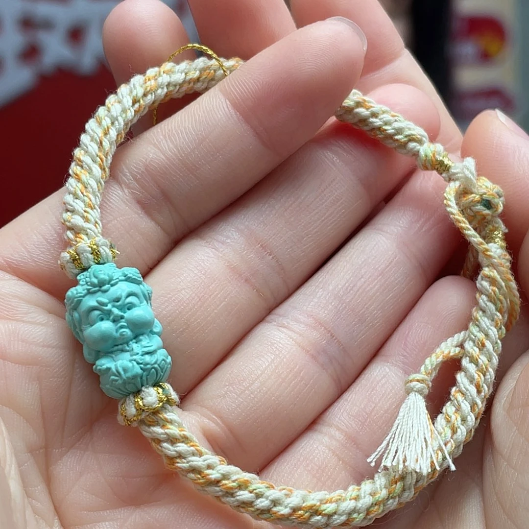 绿松石未镶嵌颈饰