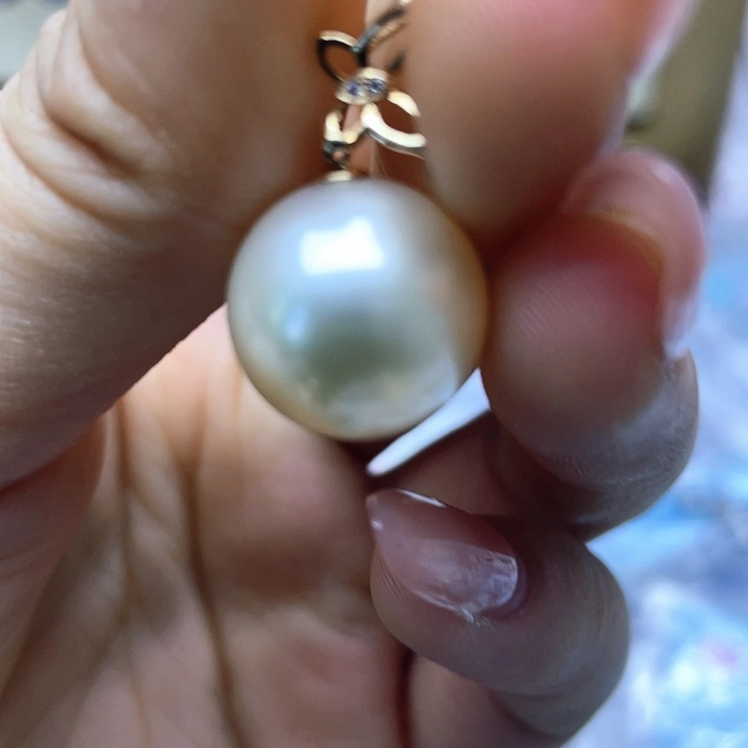 海水珍珠颈饰18K金镶嵌