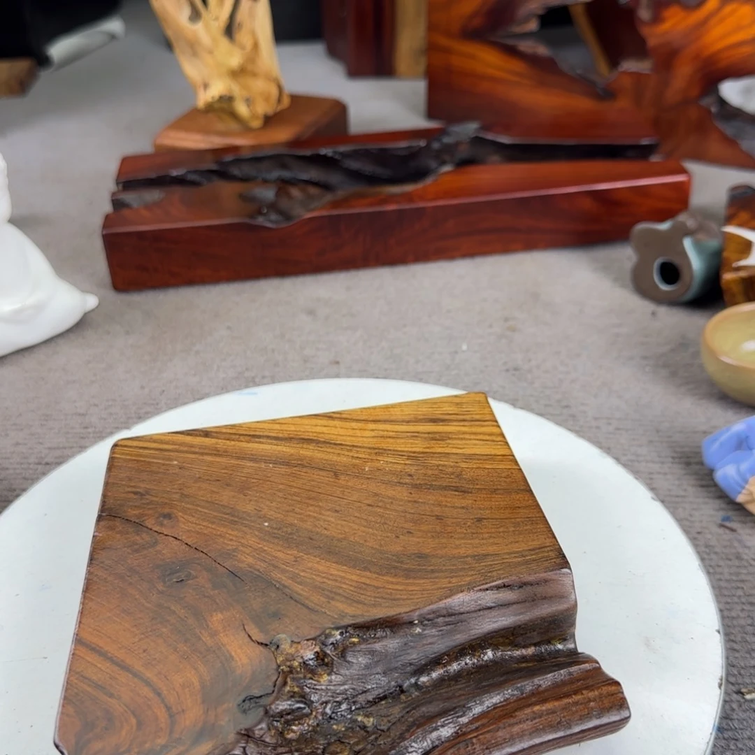 大果紫檀（缅甸花梨）缘*
