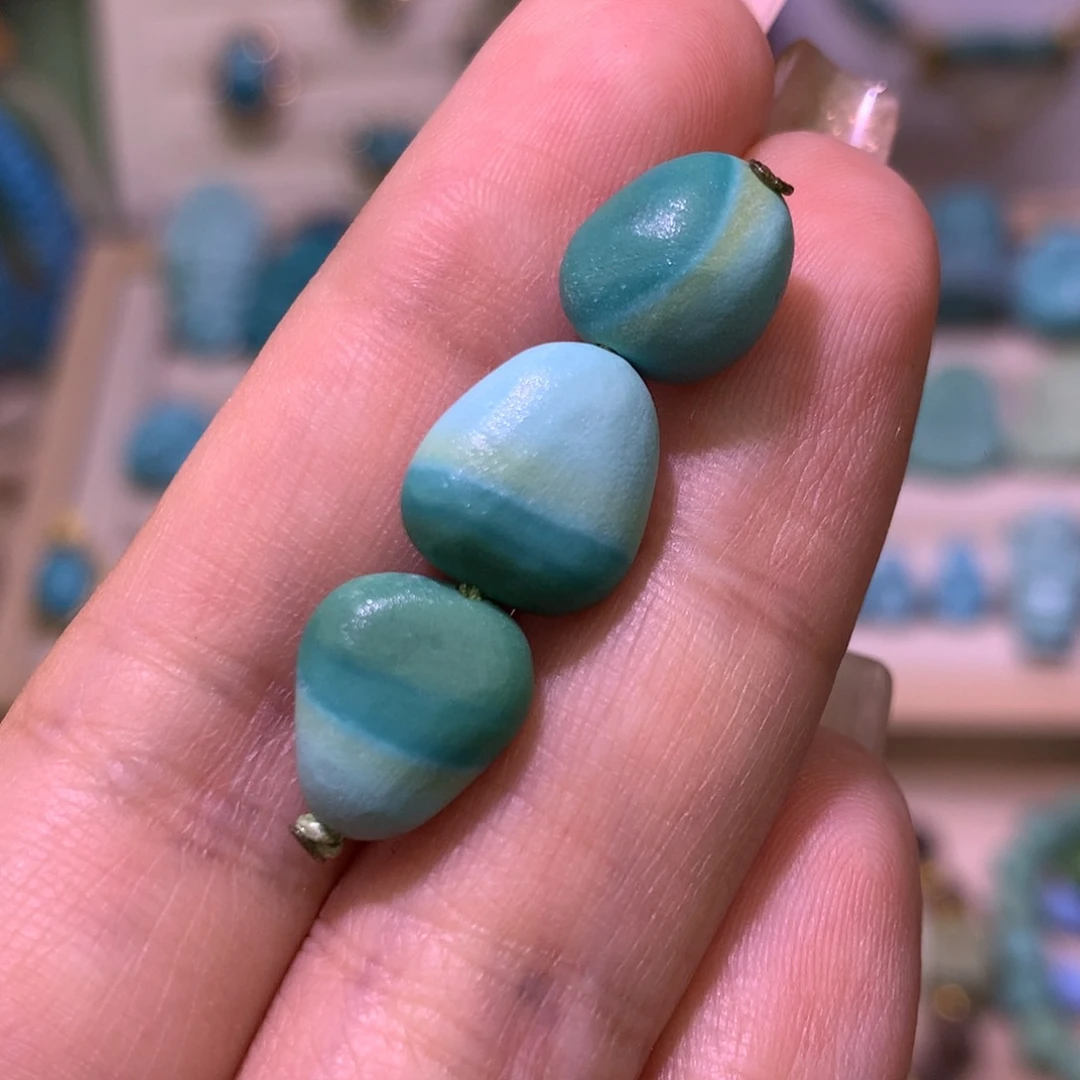 绿松石珠宝奇石未镶嵌水波纹随形