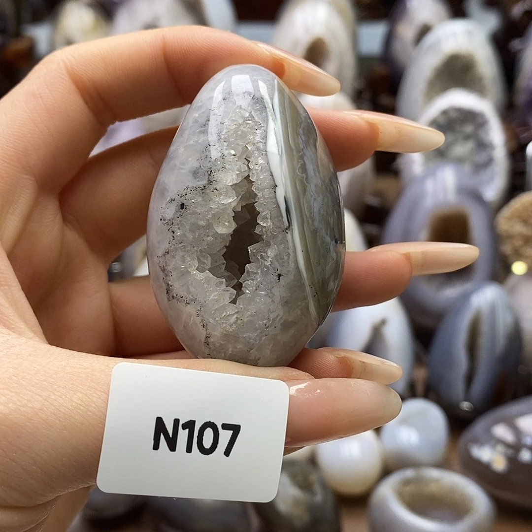 未镶嵌水晶大型摆件（非配饰）