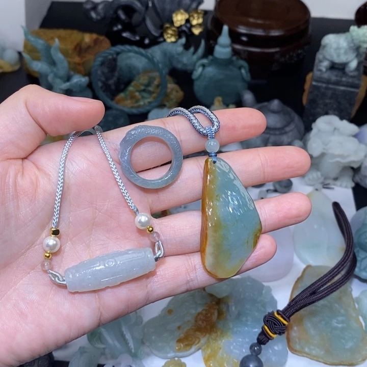 定制翡翠未镶嵌J***y翡翠