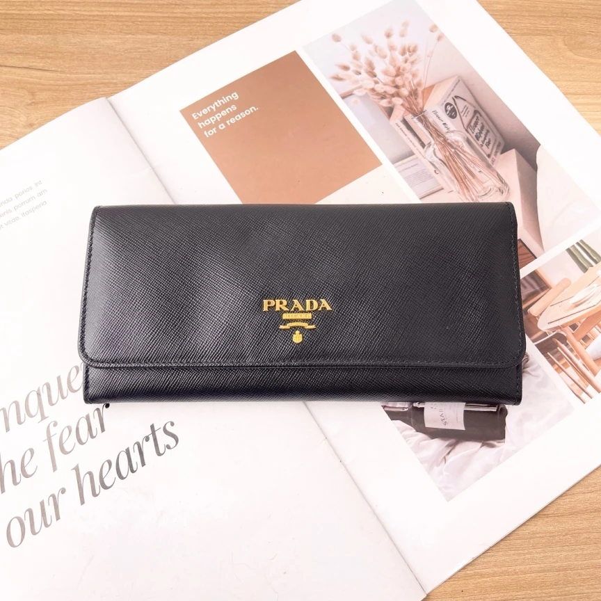 95新 Prada/普拉达 长款钱包/7247