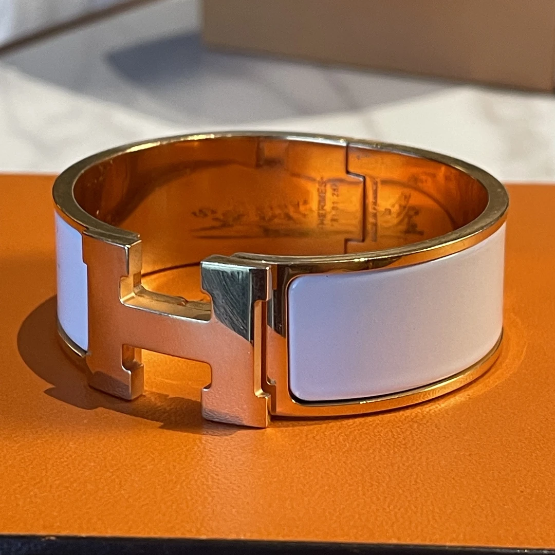 99新 Hermes/爱马仕 【老于包展】苏615爱马仕金拼白H手镯
