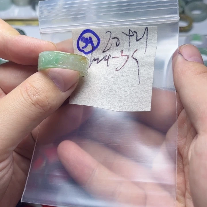 定制翡翠未镶嵌明天