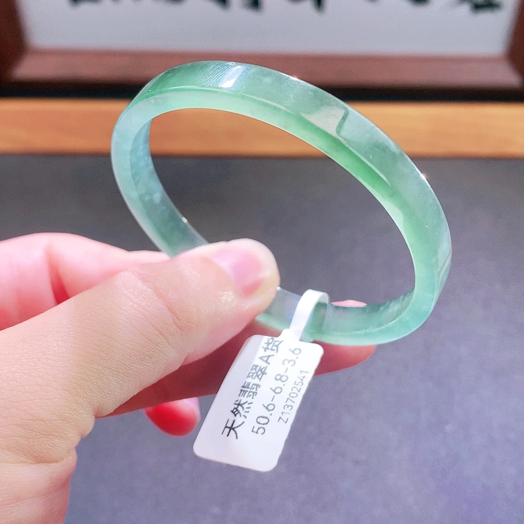 翡翠未镶嵌手镯天然翡翠