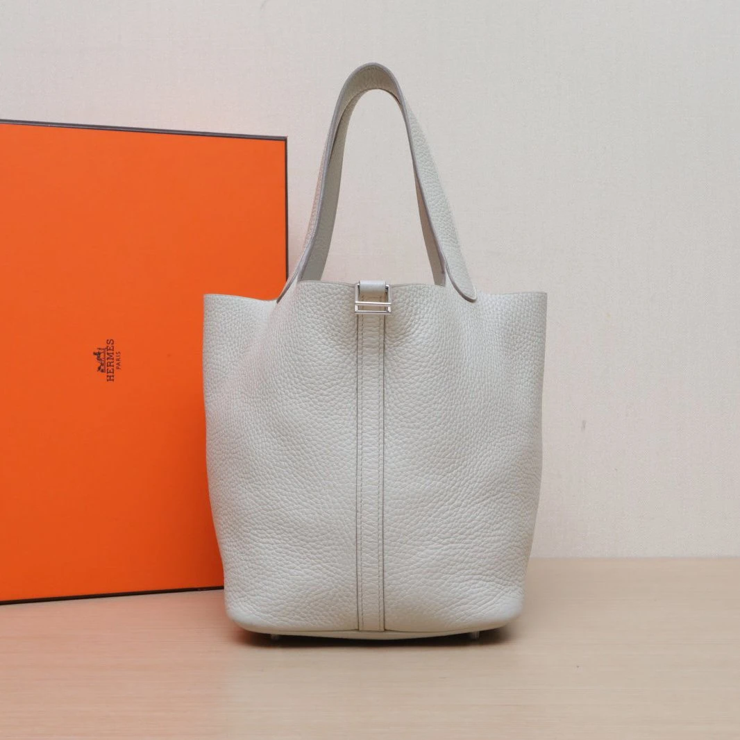 95新 Hermes/爱马仕 【黑黑】22 菜篮子 冰川白 TC皮 C刻 银扣