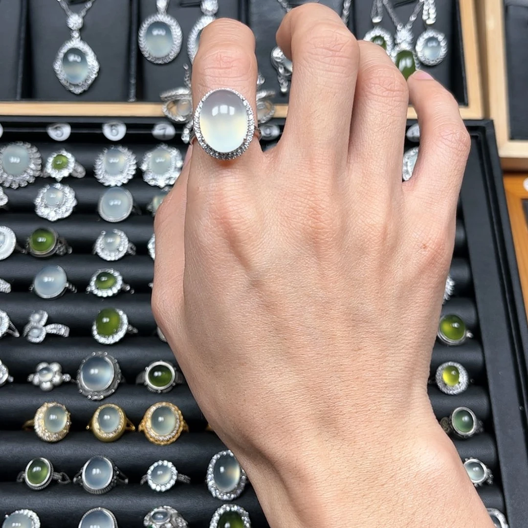 【闪购商品】岫玉戒指银S925镶嵌荔**中