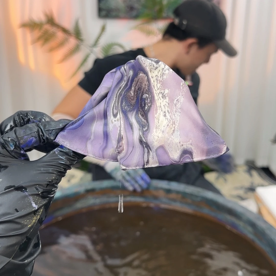 152三角夹头饰紫霞