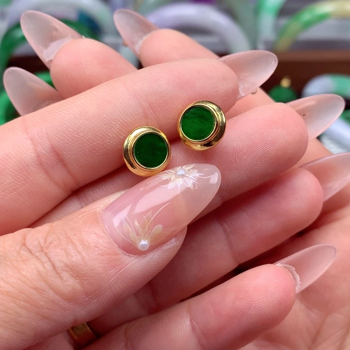 翡翠银S925镶嵌颈饰翡翠