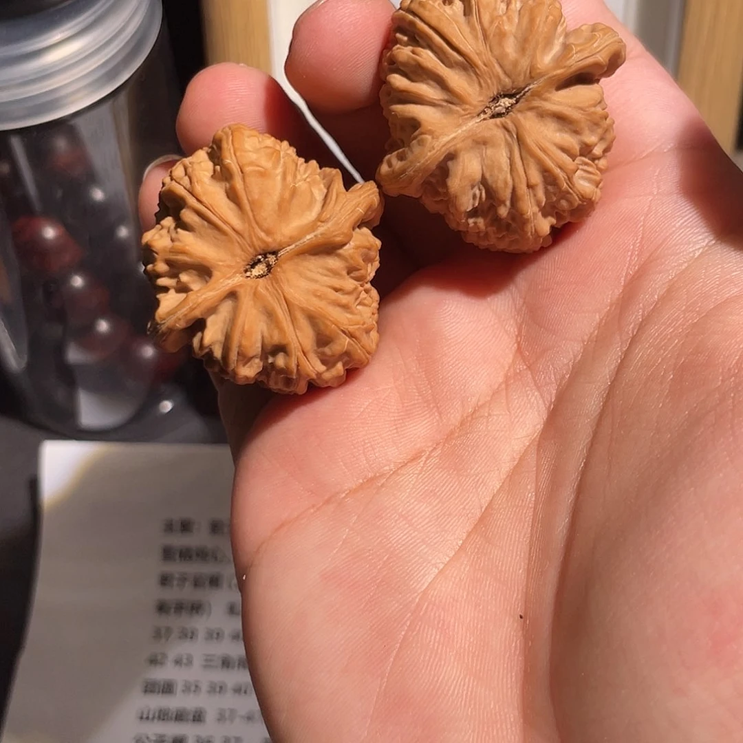 全***制文玩核桃吊坠37白狮子