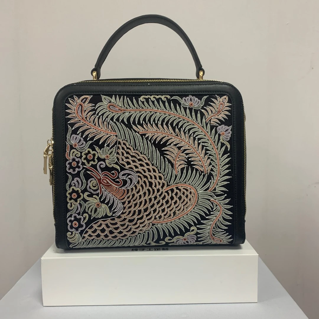 民族风 手绣马尾绣手提方包