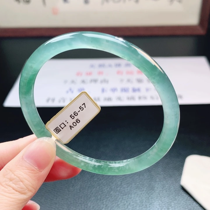 翡翠未镶嵌手镯翡翠手镯32