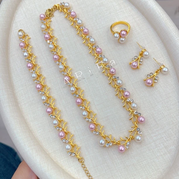 铜合金仿珍珠项链 阿热发新款时尚大方百搭气质仿珍珠四件套手工