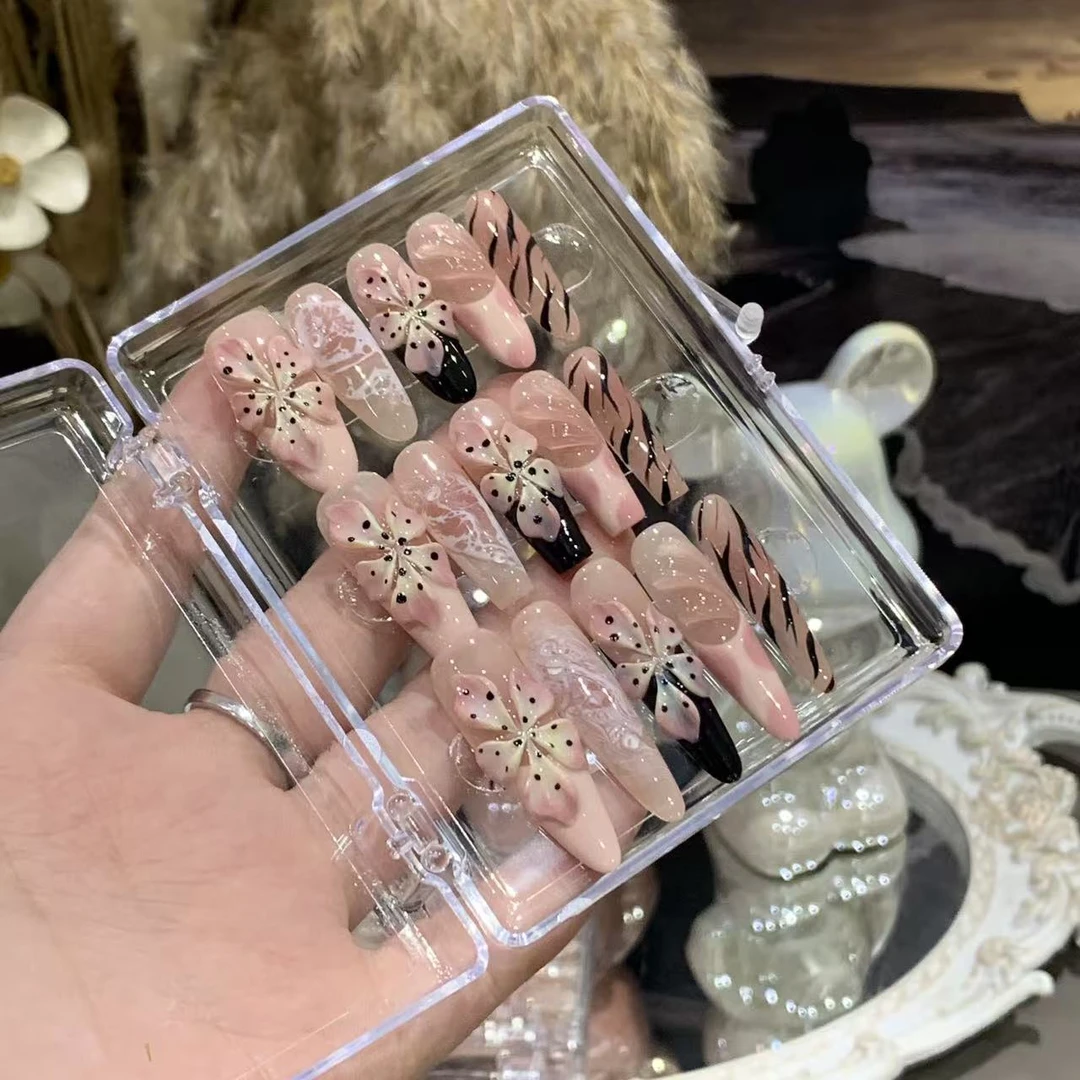【黑粉花卉】——软糖纯手工穿戴甲