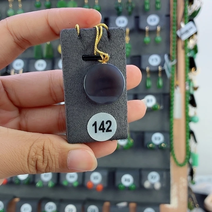 吊坠(赠链)18K金镶嵌和田玉